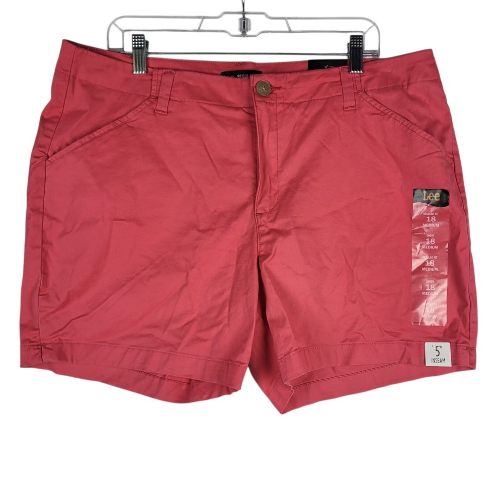 Lee Flat Front Shorts Womens Plus Size 18 M Strawberry 5" Inseam Pockets NWT